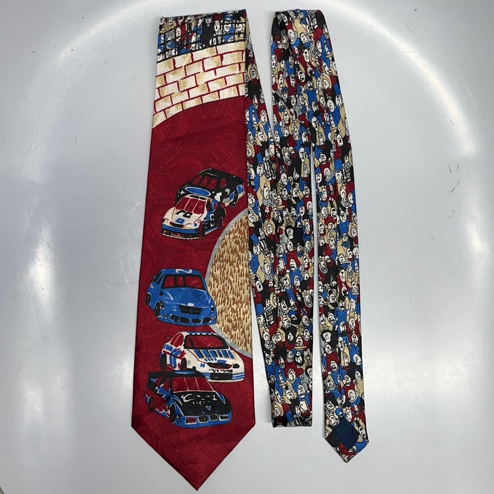Renaissance Race Track Cars Automobile Racing Sport Novelty Men’s Neck Tie